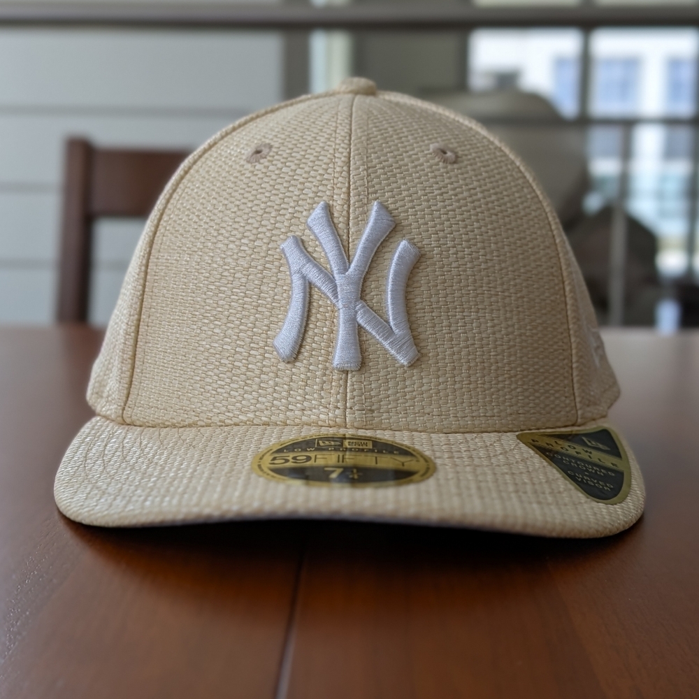 NEW KITH & New Era New York Yankees Raffia Fitted 7 1/4 Cap in Sandrift